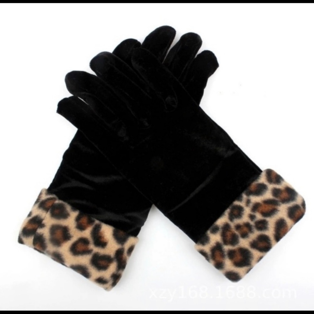 Leopard Print and Black Felt Gloves